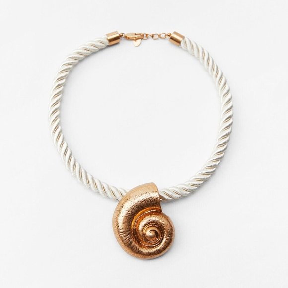 Zara Jewelry - NWT Zara Gold Snail Shell Rope Summer Gold Cord Seashell Statement Necklace